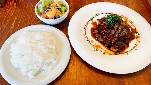 洋食 カリーナの牛ヒレ肉のグリルセット