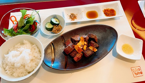 鉄板焼ダイニングTeko tekoの国内産黒毛和牛コースのメイン