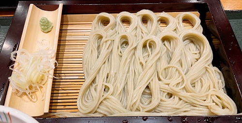 長岡小嶋屋 CoCoLo新潟店の名物へぎそば