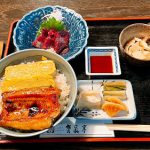 うなぎの町で食べる贅沢な一品!って言うか・・・周りに食べる店ないやんw!