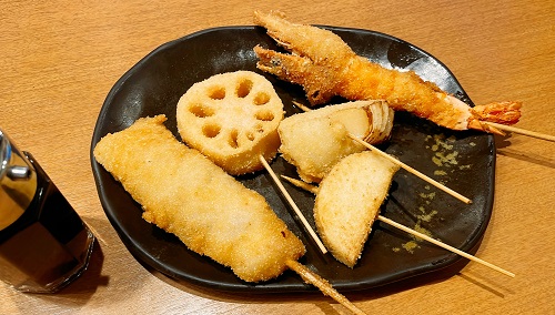 三代目鳥メロ 松山大街道店のおまかせ串揚げ5種盛合せ 大海老入り