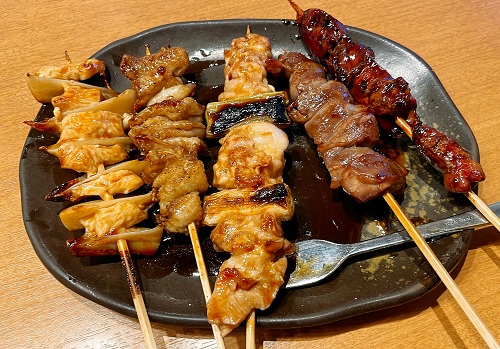 三代目鳥メロ 松山大街道店のおまかせ焼鳥5種盛り