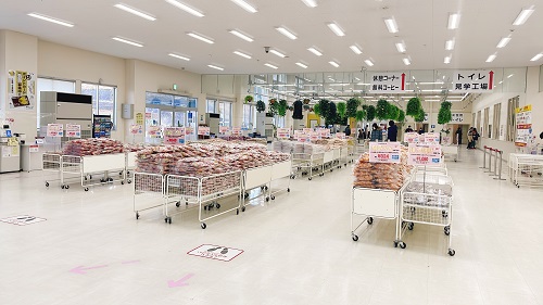 たこせんべいの里の店内