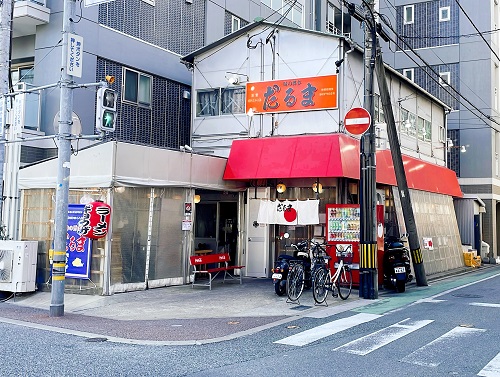 博多だるま 総本店の店舗前1