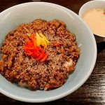 僕の中のソールフード♡「くりやん」の肉みそ丼が濃厚で最高の味わい!