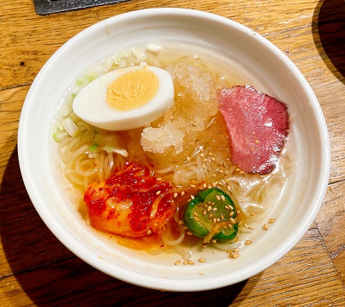 熟成焼肉 肉源 六本木店のひとくちシャリシャリ冷麺