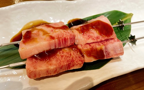 くるくる炭火焼き 民のくるくる中落ちカルビ