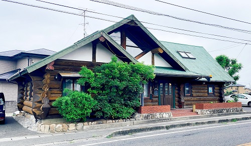 カナダ館の店舗前