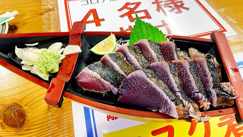 やいろ亭 ひろめ店の塩タタキ