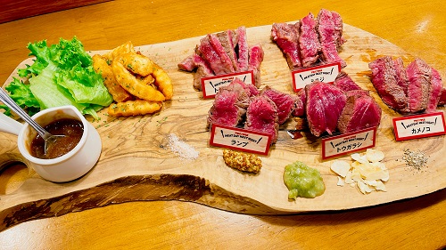 アカミニクバル MEATDAYMEET NIGHTの赤身肉盛り合せ(5種盛り)