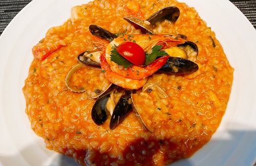 オステリアガウダンテ 神戸ハーバーランド店の海の幸のトマトベースのリゾット