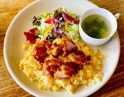 カフェレスト ロペのチキンピラフ