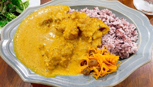 吉野川ハイウェイオアシス cul cul(クルクル)のマイルドチキンカレー