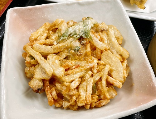 山田うどん食堂 田名店のかき揚げ天ぷら