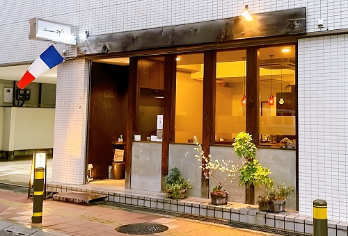 Brasserie24°Cの店舗前