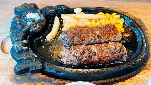 ステーキハウス ブロンコビリー岐阜薮田店の超粗挽きビーフハンバーグランチ210g