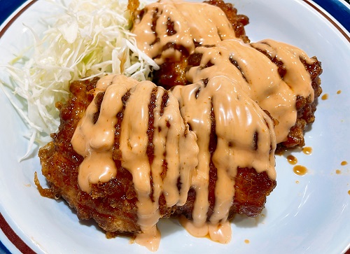 竹田丸福のチキン南蛮定食のアップ