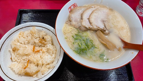らーめん寿がきや 名古屋エスカ店の白ラーメンと五目ごはん