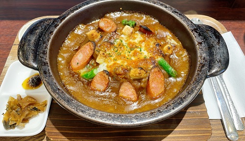 伽哩本舗 TokiDoki M'cafeのウィンナーとブロッコリーカレー