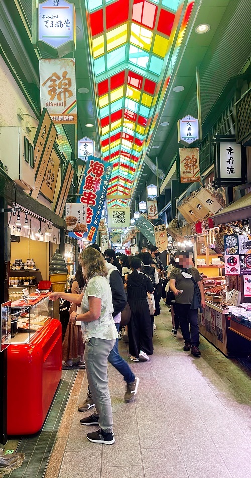 錦市場の屋台の雰囲気(2022.11.3)