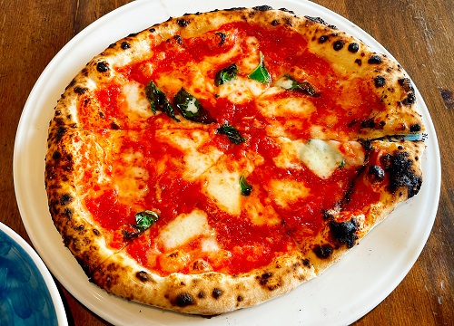 Ristorante e Pizzeria SANTA LUCIAのマルゲリータ