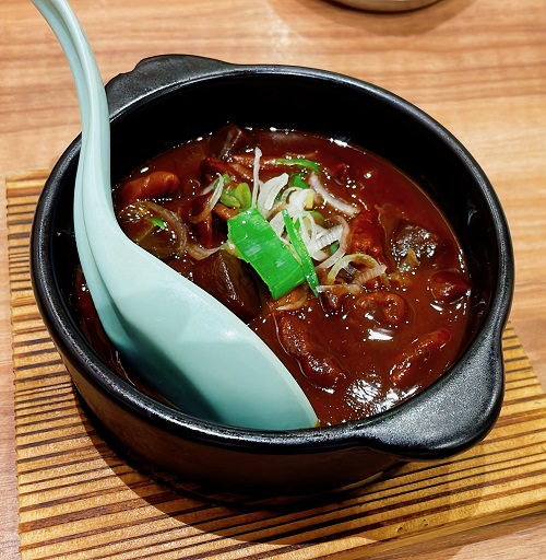 世界の山ちゃん アスティ三河安城店のどて煮