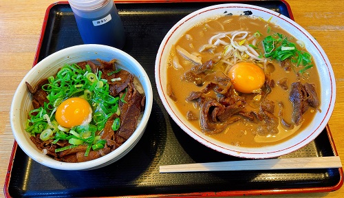 徳島ラーメン奥屋北島店の豚バラ丼セット