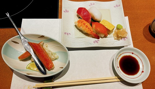 木曽路 東大阪店のお寿司とずわい蟹