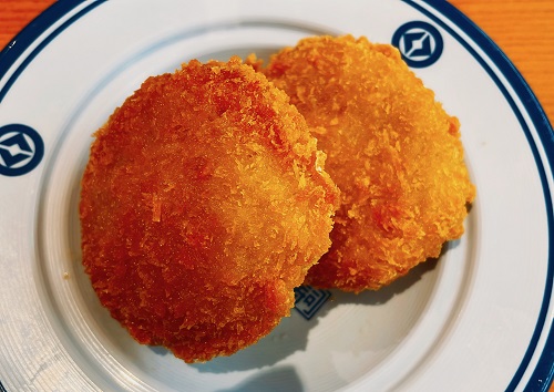くら寿司 徳島川内店の特製チャーシューコロッケ