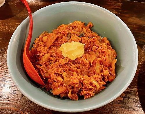 くりやんのオニ丼