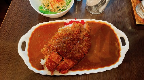 珈琲院 ピーベリーのカツカレーメニュー